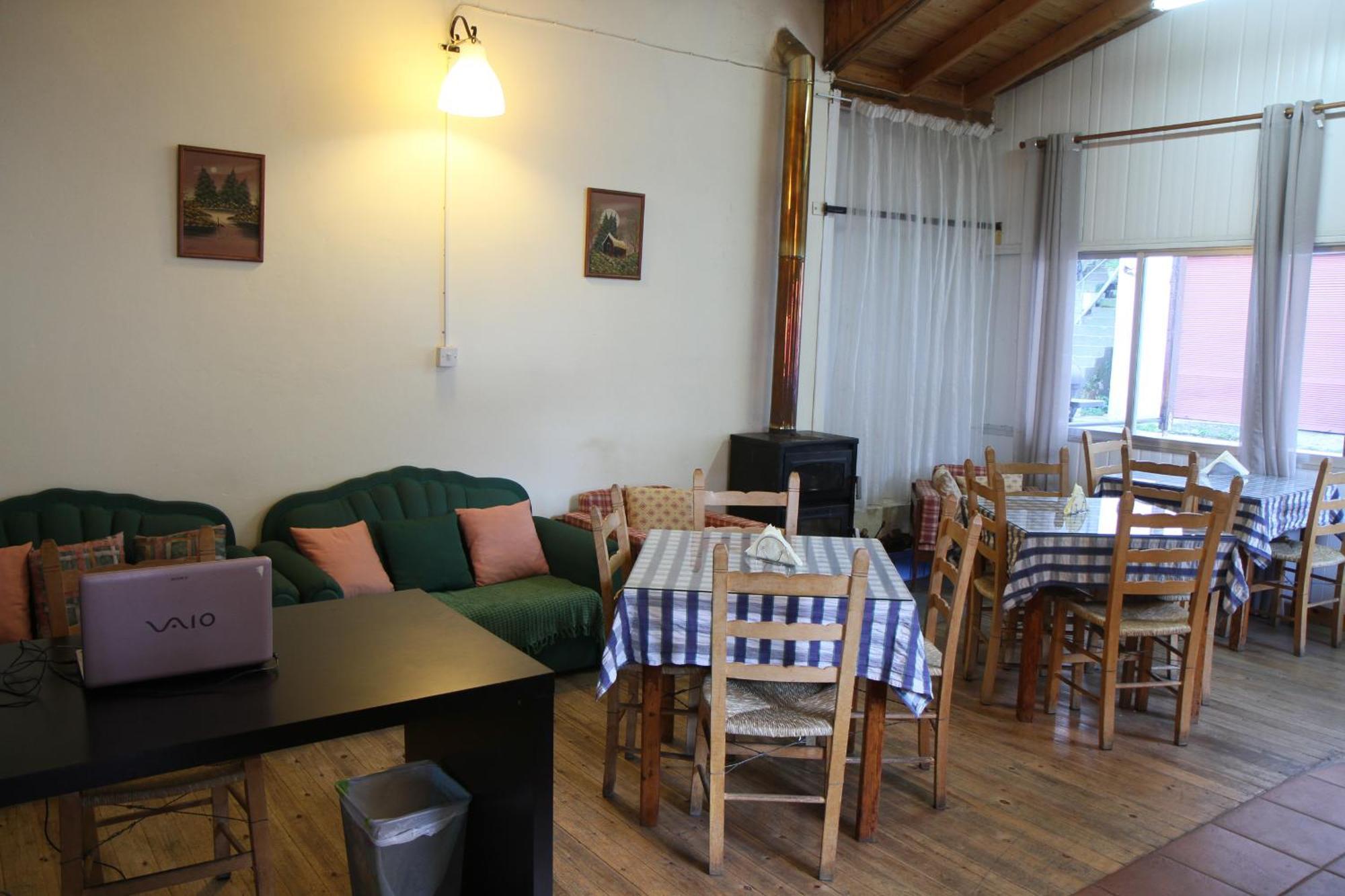Capuralli Hotel Педулас Экстерьер фото