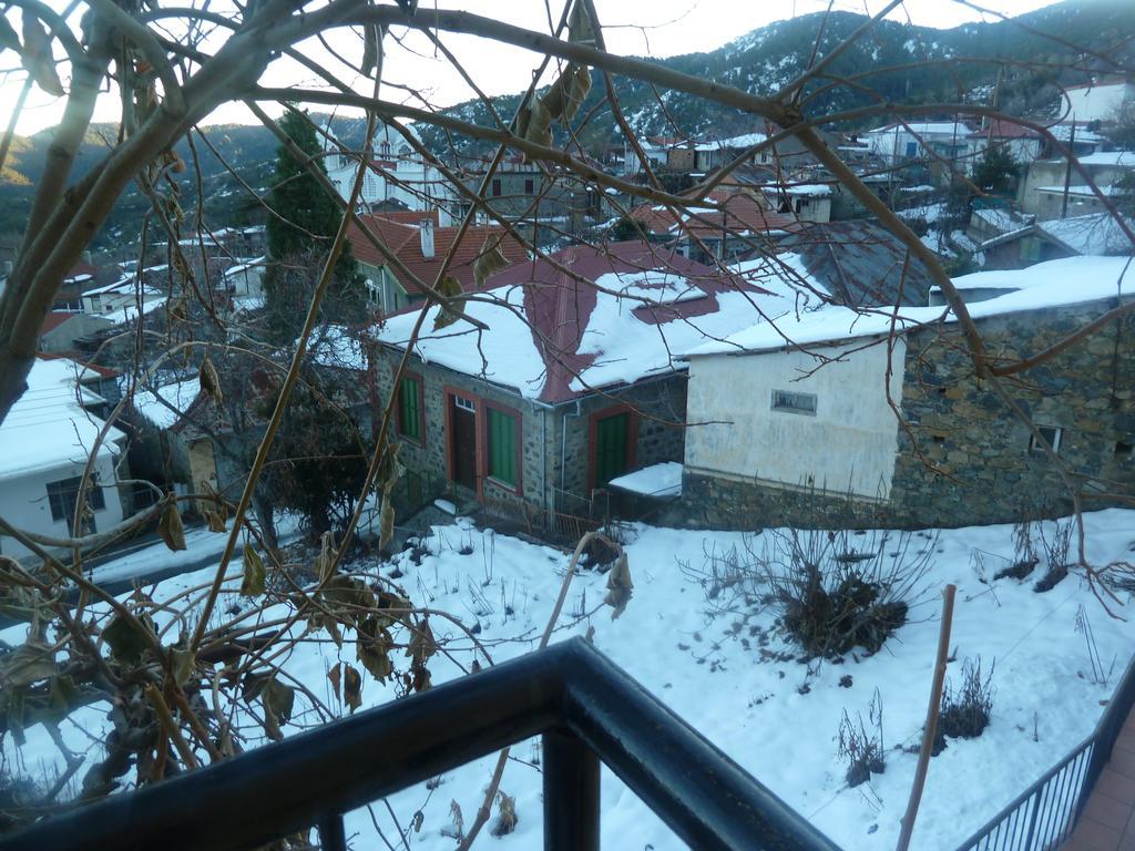 Capuralli Hotel Педулас Экстерьер фото